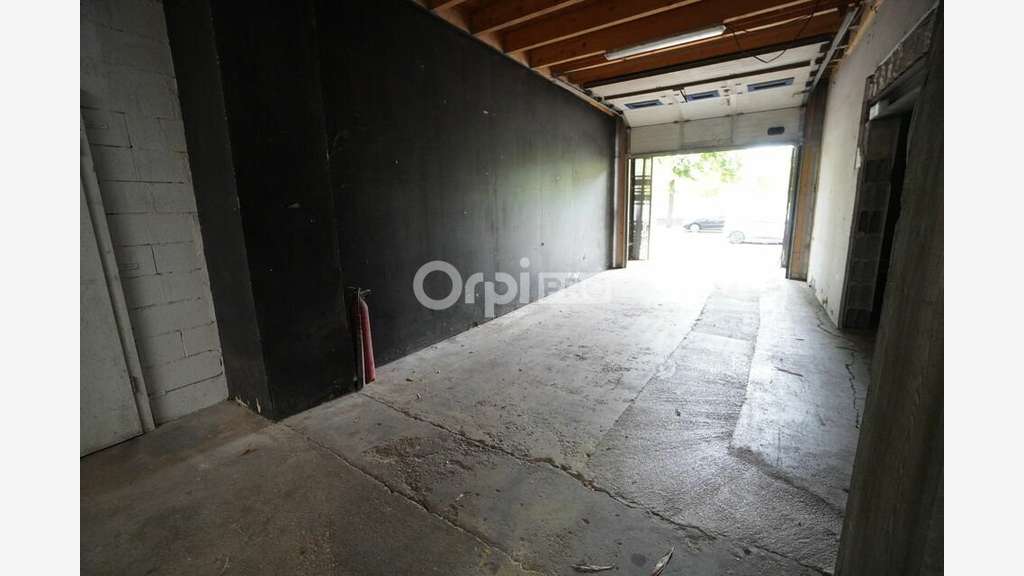 A louer local d'activité 195m² secteur Longvic