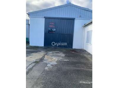 Location Locaux d'activités - Entrepôts à Lons