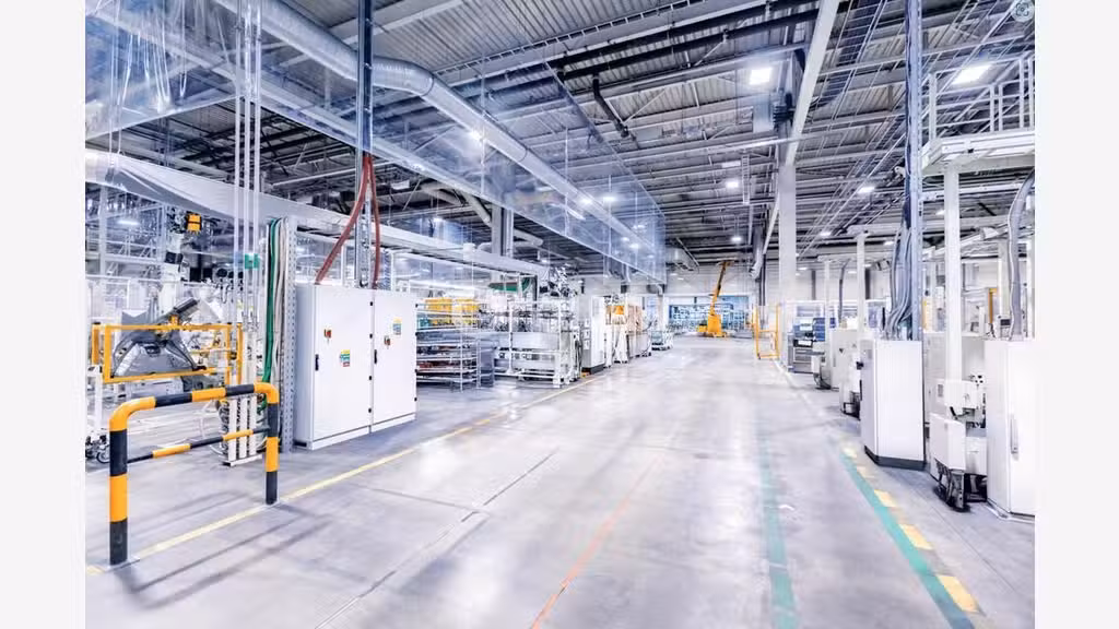 Loue local d'activité 7912m² Lons ZAE Lonstechnord