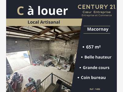 A louer local artisanal 657m² à Macornay 