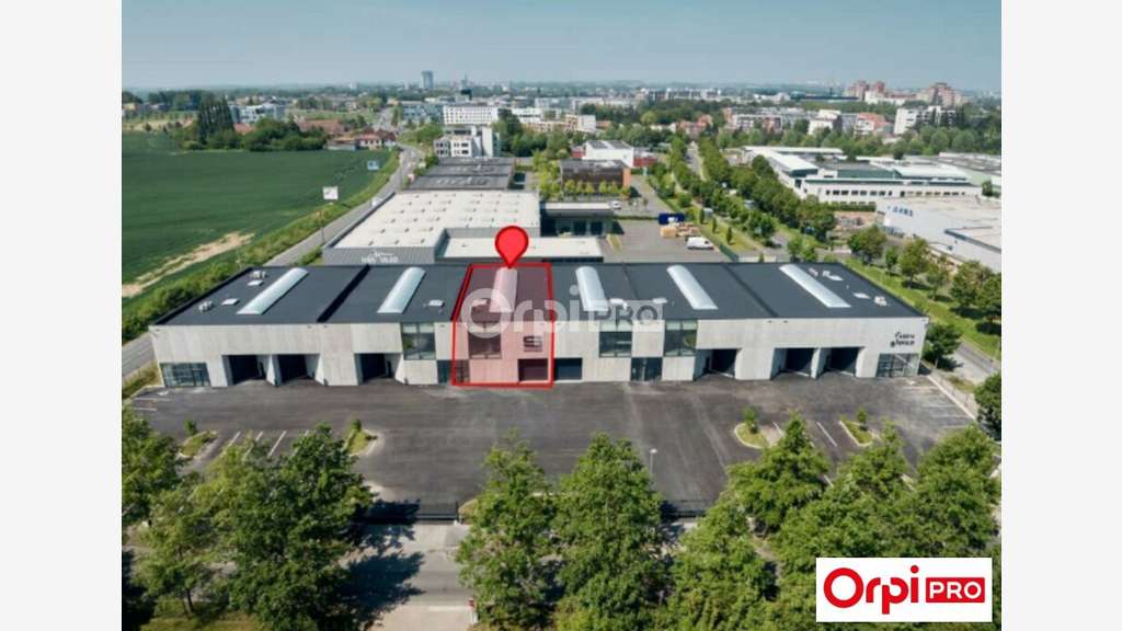 A louer local d'activité récent 400m² à Loos