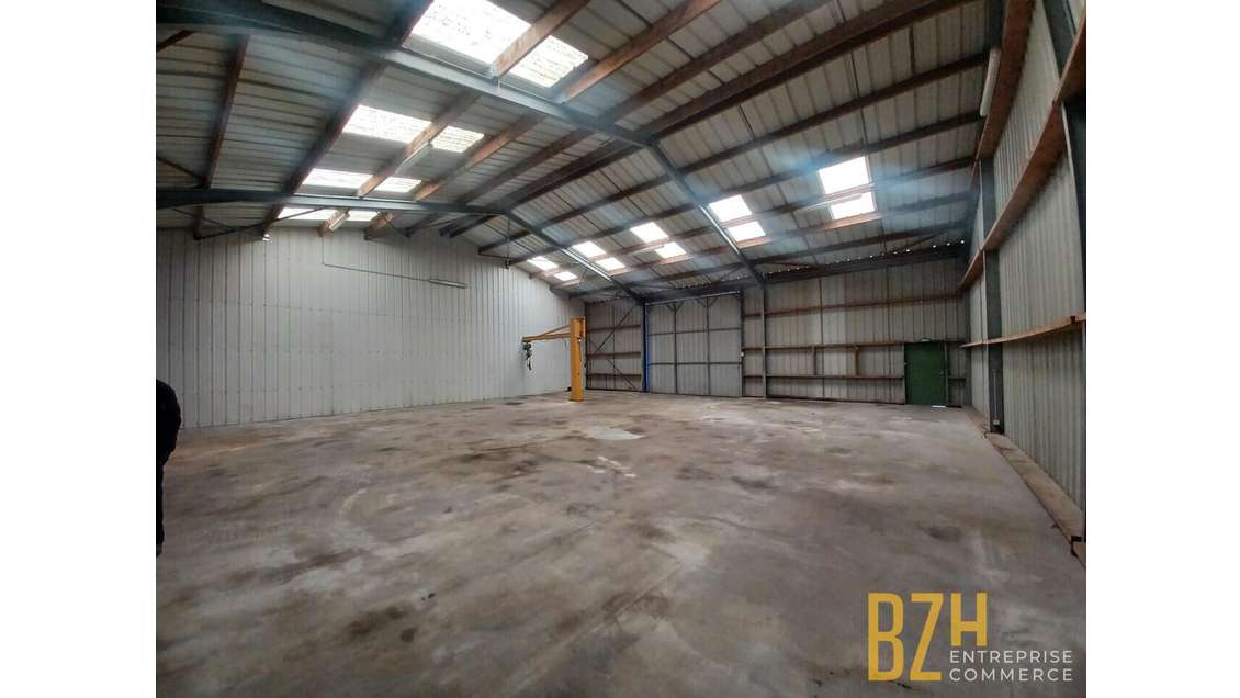 A louer local d'activité indépendant Lorient RN165