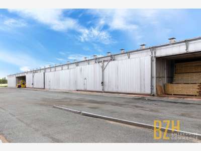 A louer local de stockage 400m² à Lorient