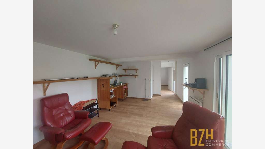 A louer local d activités 300m² sur Hennebont