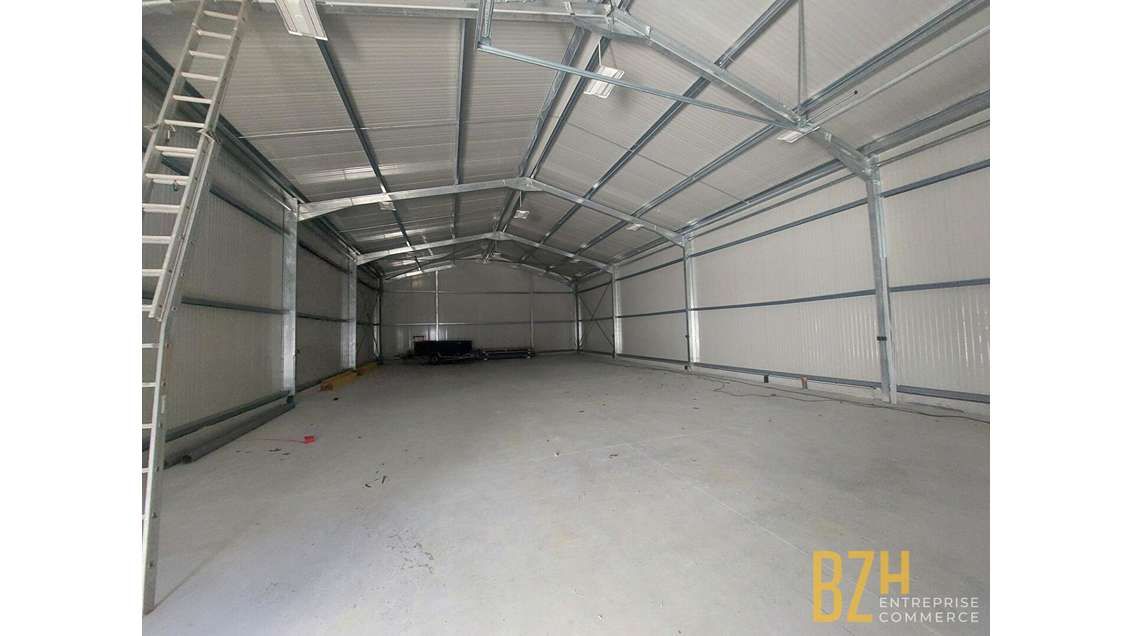 A louer local d activité 300m² secteur Hennebont