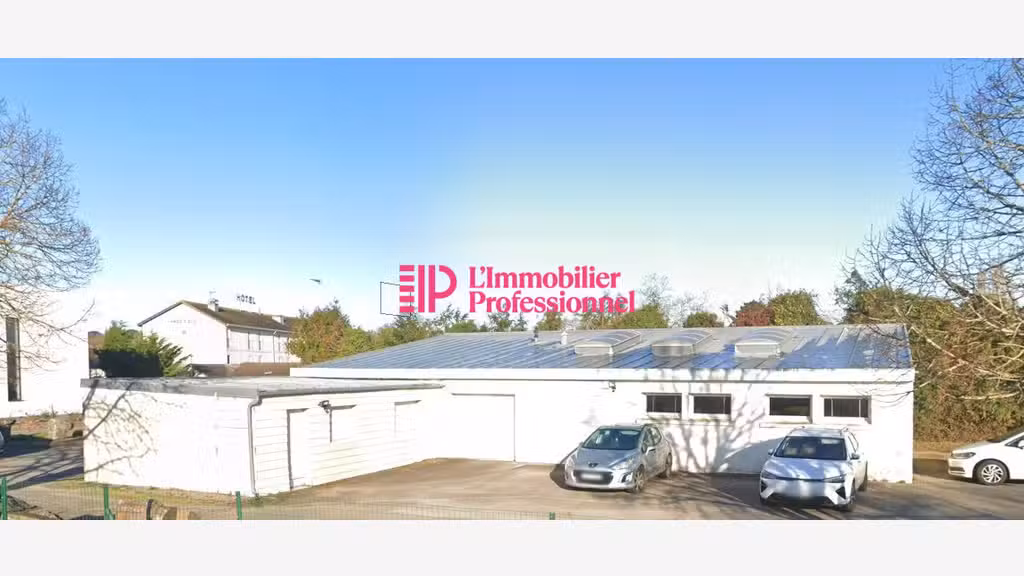 Local d'activité 265m² à louer à Larmor-Plage
