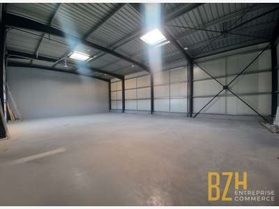 A louer local d'activité 310m² Kervignac RN165