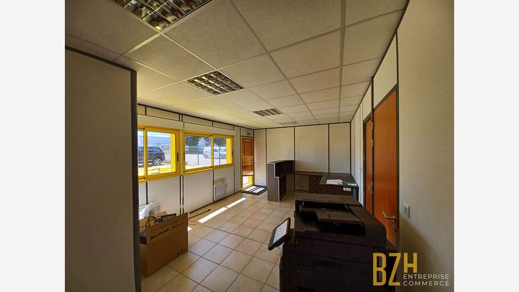 A louer local 330m² secteur Kerpont à Caudan