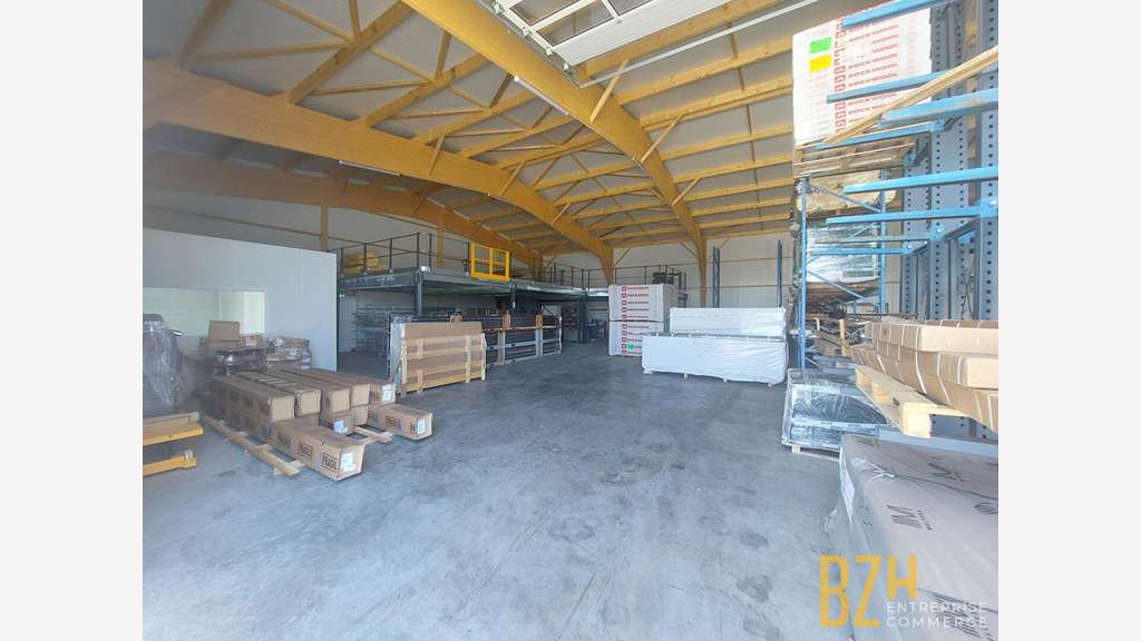 A louer local d'activité 550m² secteur Lorient