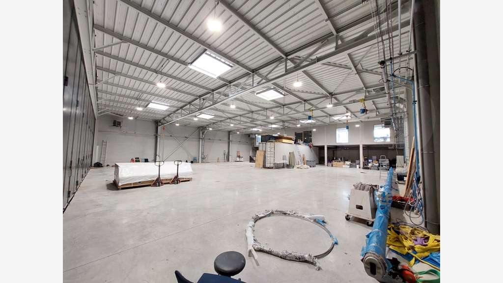 A louer local d'activité bureaux 730m² à Lorient
