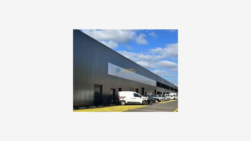 A louer entrepôt de stockage 63m² Lanester Kerpont