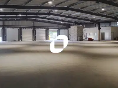 A louer Local d'activité 2407m² Lormont