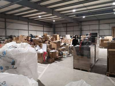 A louer entrepôt 560m² accès PL facile à Loudéac
