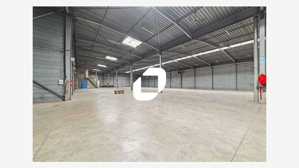 A louer Local d'activité 2280m² Louvres