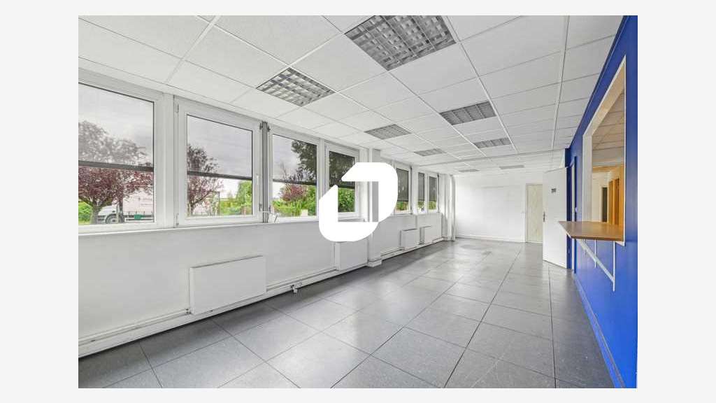 A louer Local d'activité 2280m² Louvres