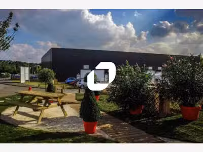 A louer Local d'activité 878m² Louvres