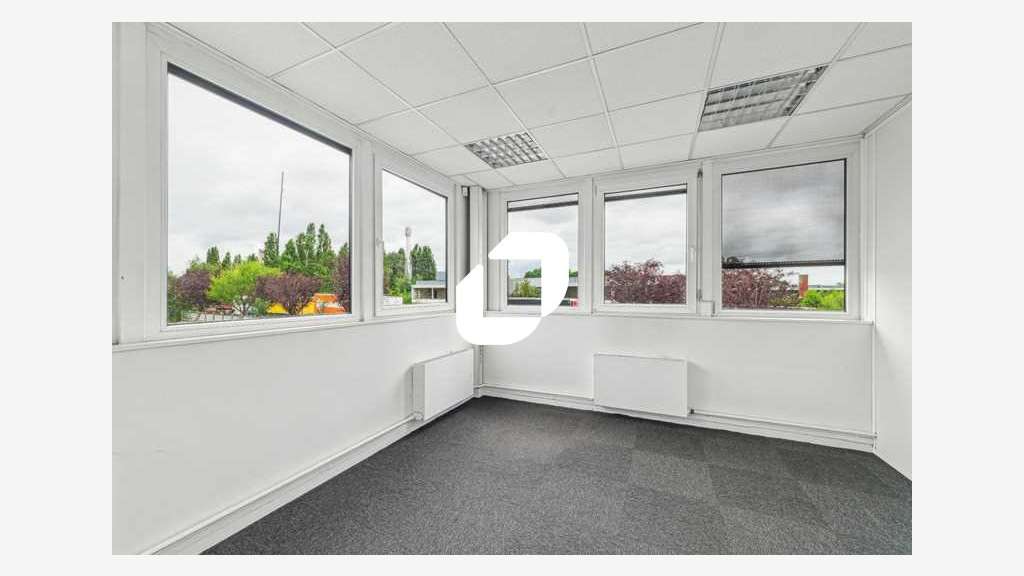 A louer Local d'activité 2280m² Louvres