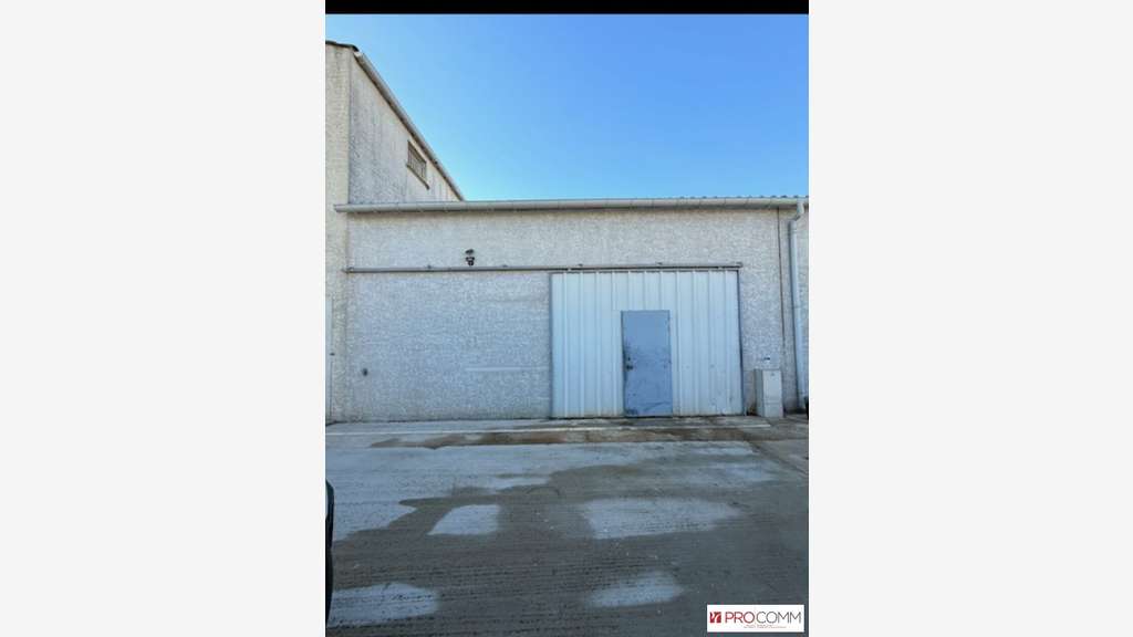 LUNEL-VIEL - DEPOT - ENTREPOT à louer