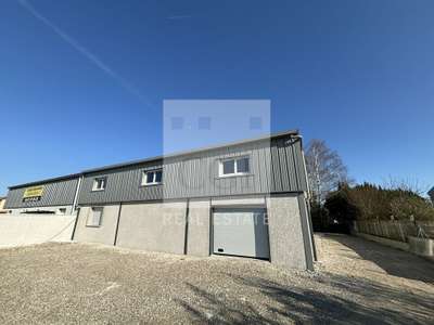Local d'activité neuf de 300m² à louer à Luzinay