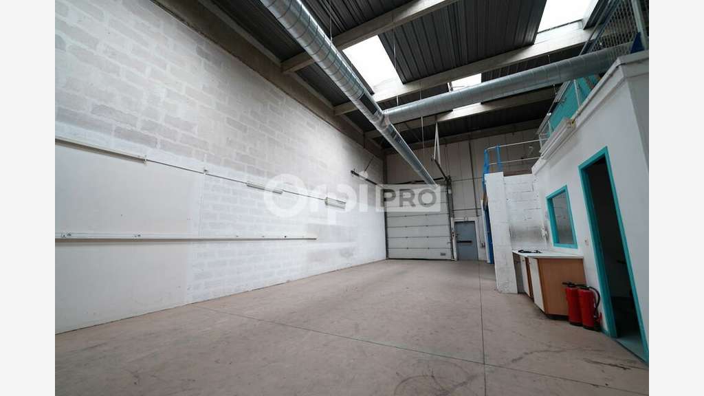 A louer local d'activité bureaux 196m² Lyon 69003