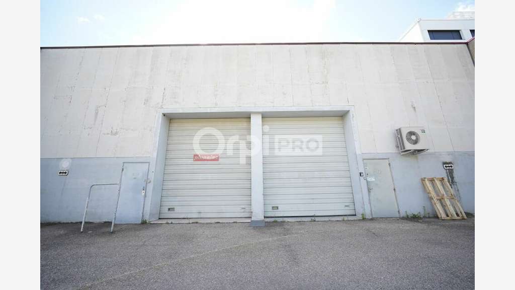 A louer local d'activité bureaux 196m² Lyon 69003