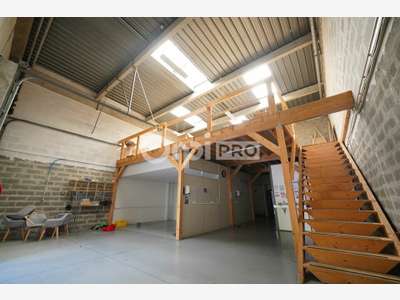 A louer local d'activité bureaux 196m² Lyon 69003