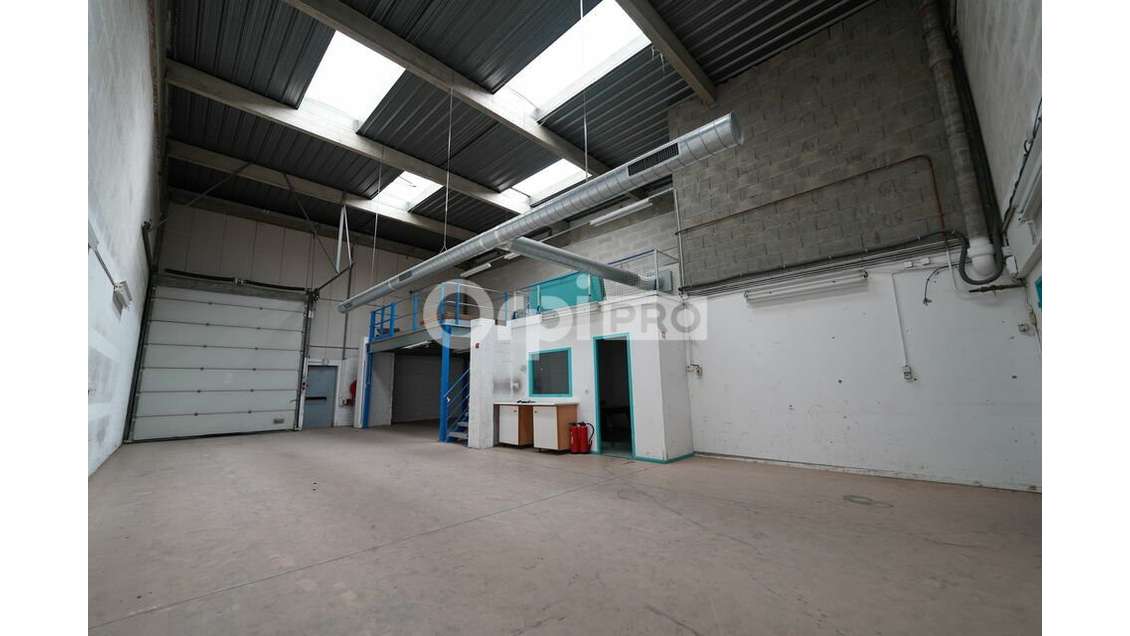 A louer local d'activité bureaux 196m² Lyon 69003