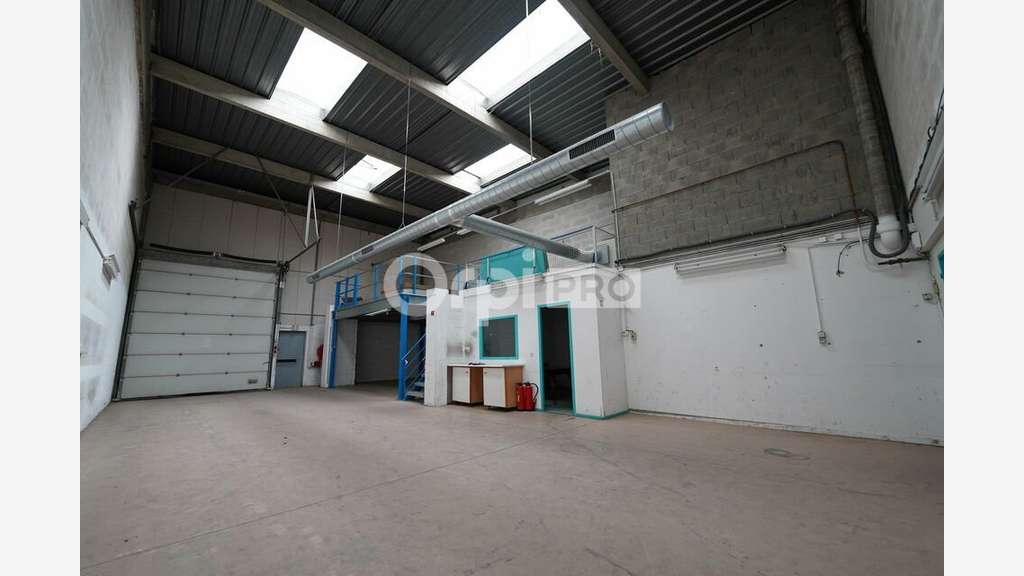 A louer local d'activité bureaux 196m² Lyon 69003