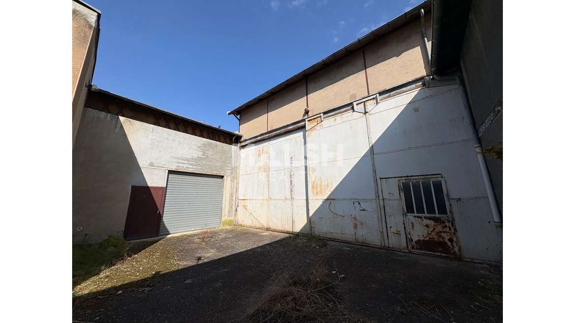 Terrain avec bâtiments stockage Lyon 3ème Montchat