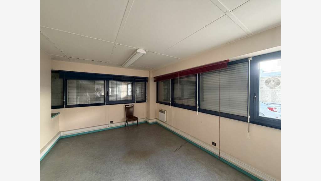 Local d'activité 193m² à louer à Lyon 3e