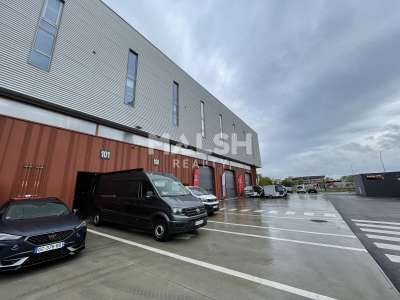 Cellules logistiques 9851m² à louer à Lyon 7eme
