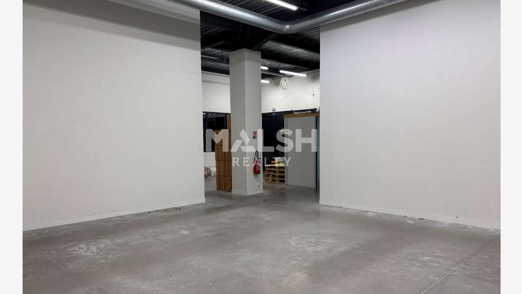 Local 207m² bureaux et activités Lyon 7e Gerland