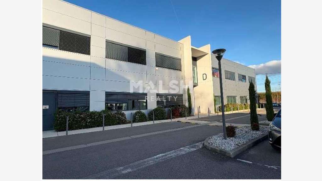 Local 207m² bureaux et activités Lyon 7e Gerland