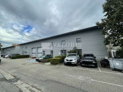 Location Locaux d'activités - Entrepôts à Lyon 7e