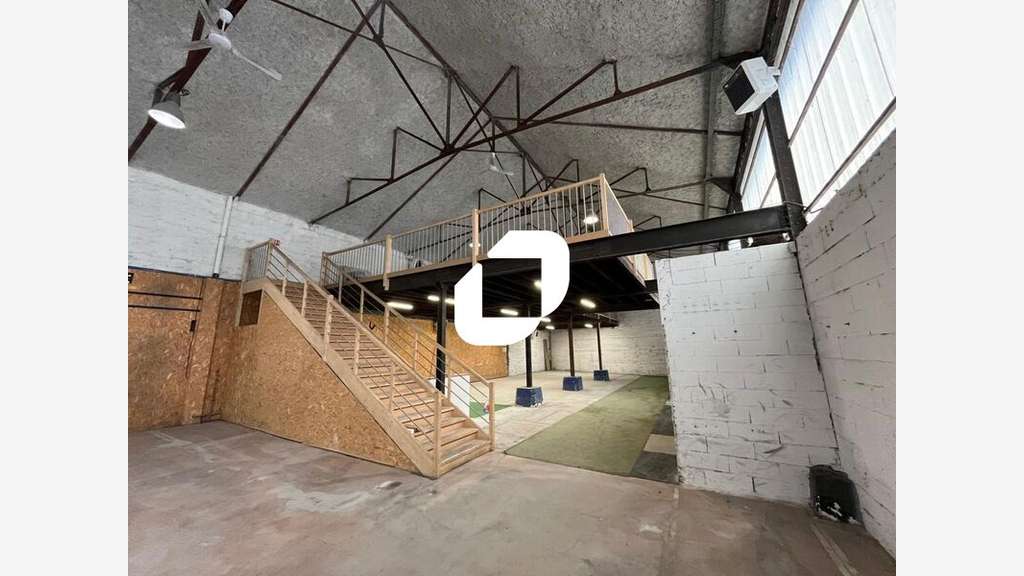 A louer Local d'activité 874m² Lyon