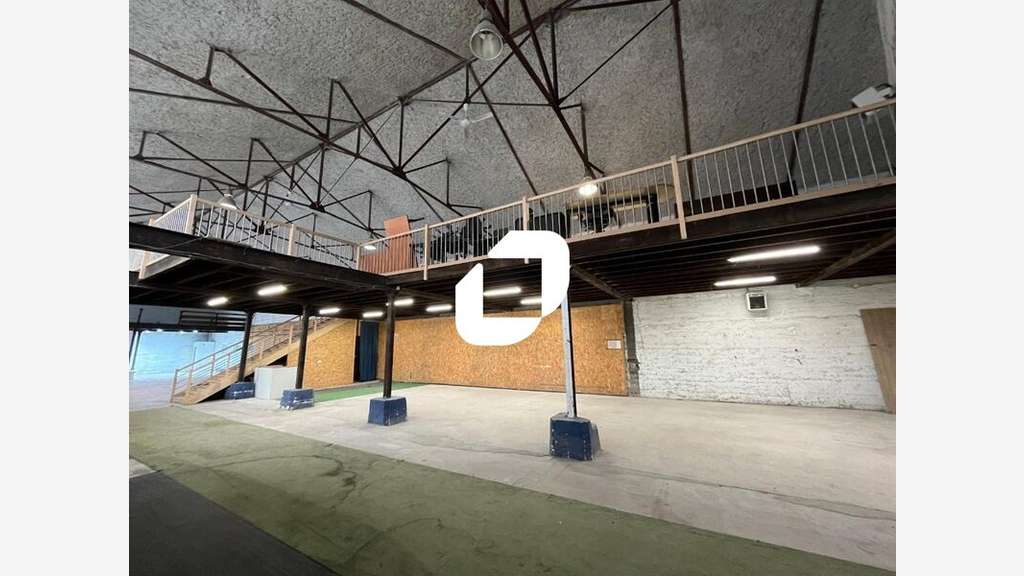 A louer Local d'activité 874m² Lyon