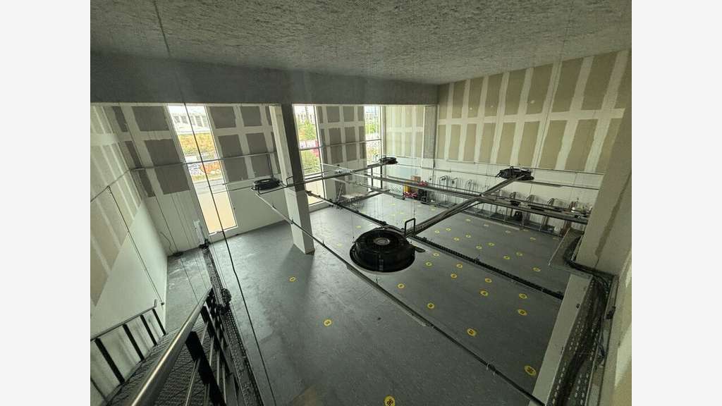 A louer local d'activité de 408m² à Lyon 69007
