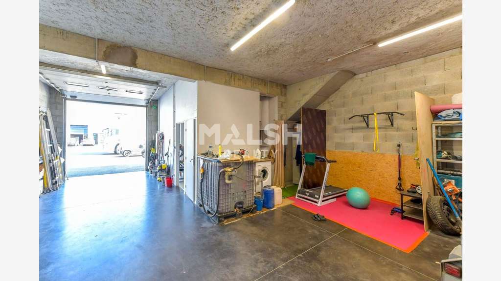 Locaux d'Activités à LYON 9ème - A LOUER - 416 m²