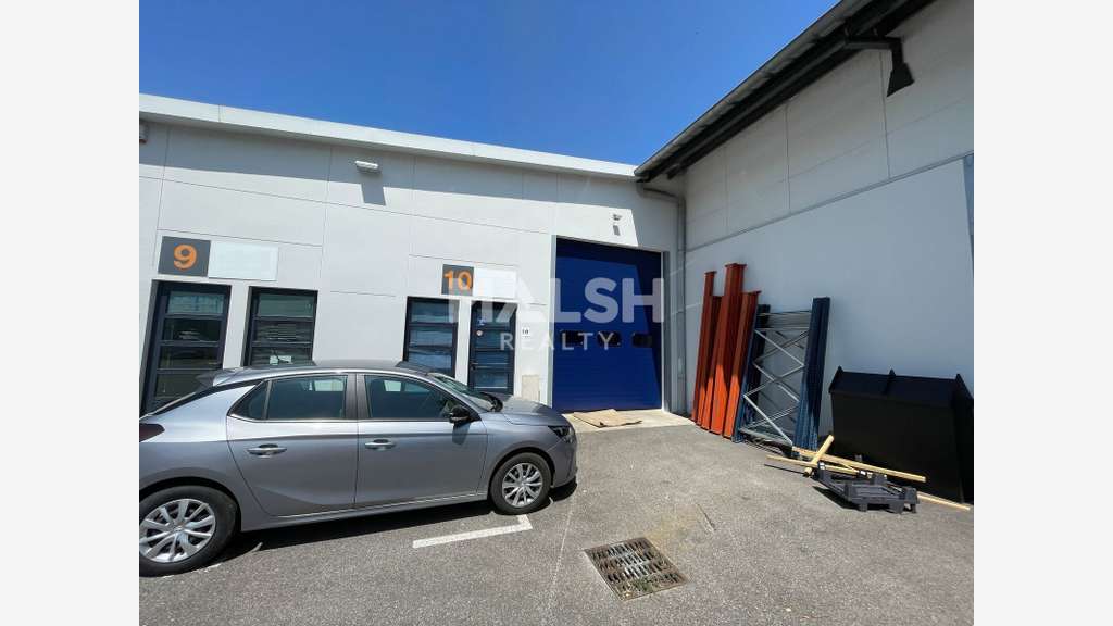 Locaux d'Activités à LYON 9ème - A LOUER - 416 m²