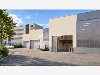 Locaux d'activités à partir de 235 m² et Showroom