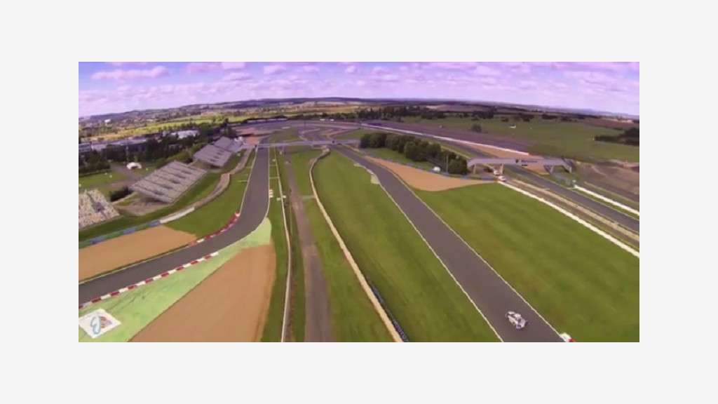 A louer bâtiment indus 613m² à Nevers Magny-Cours