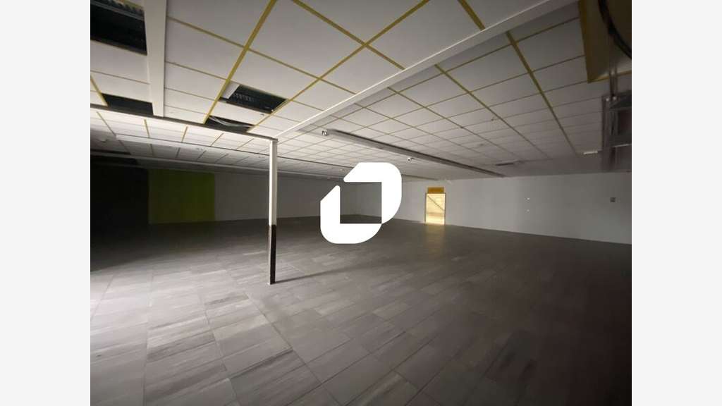A louer Local d'activité 462m² Magny en vexin