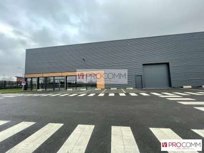 Local d'activité neuf 308m² à louer à Mainvilliers