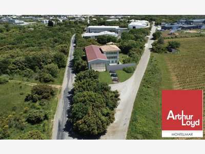Local d'activité 695m² à louer Malataverne A7 / N7