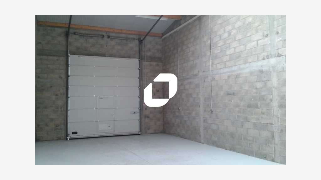 A louer Local d'activité 127m² Mandres les roses