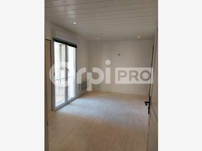 A louer local professionnel rénové 30m² Manosque