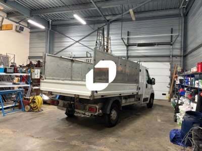 Location Locaux d'activités - Entrepôts à Mantes-la-Jolie