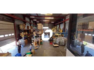 Location Locaux d'activités - Entrepôts à Mantes-la-Ville