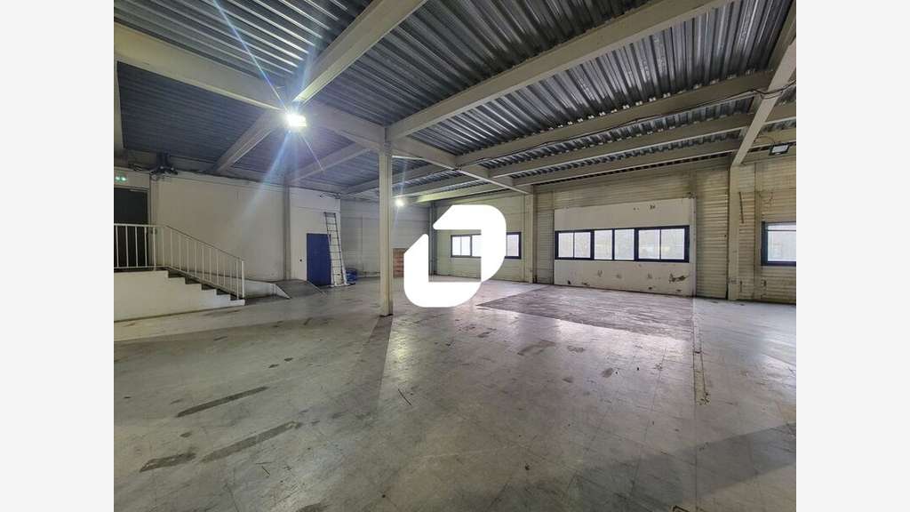 A louer Local d'activité 311m² Marcoussis
