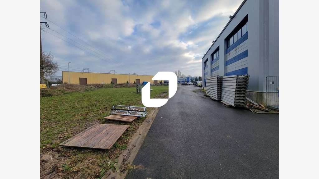 A louer Local d'activité 311m² Marcoussis